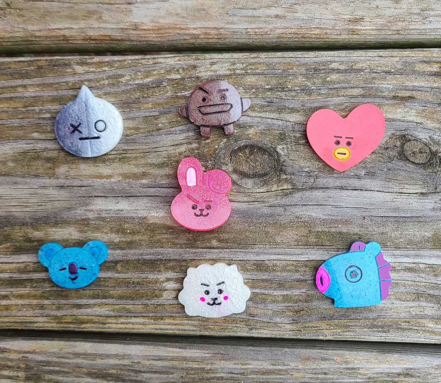 BT21